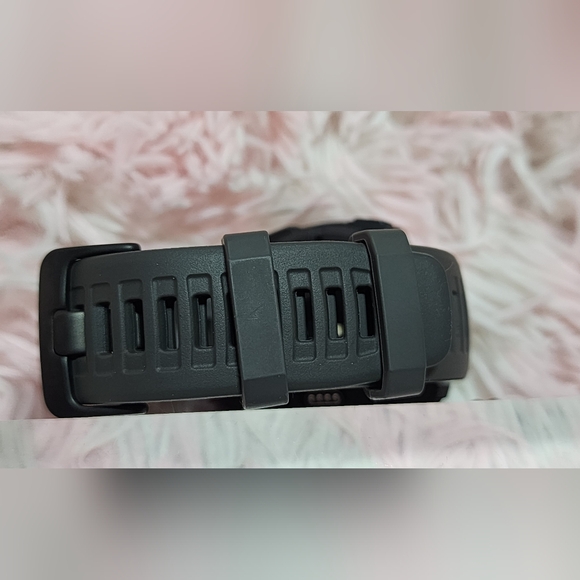 Garmin Instinct Graphite Smartwatch GPS Military Multi Sports Watch - Picture 5 of 12